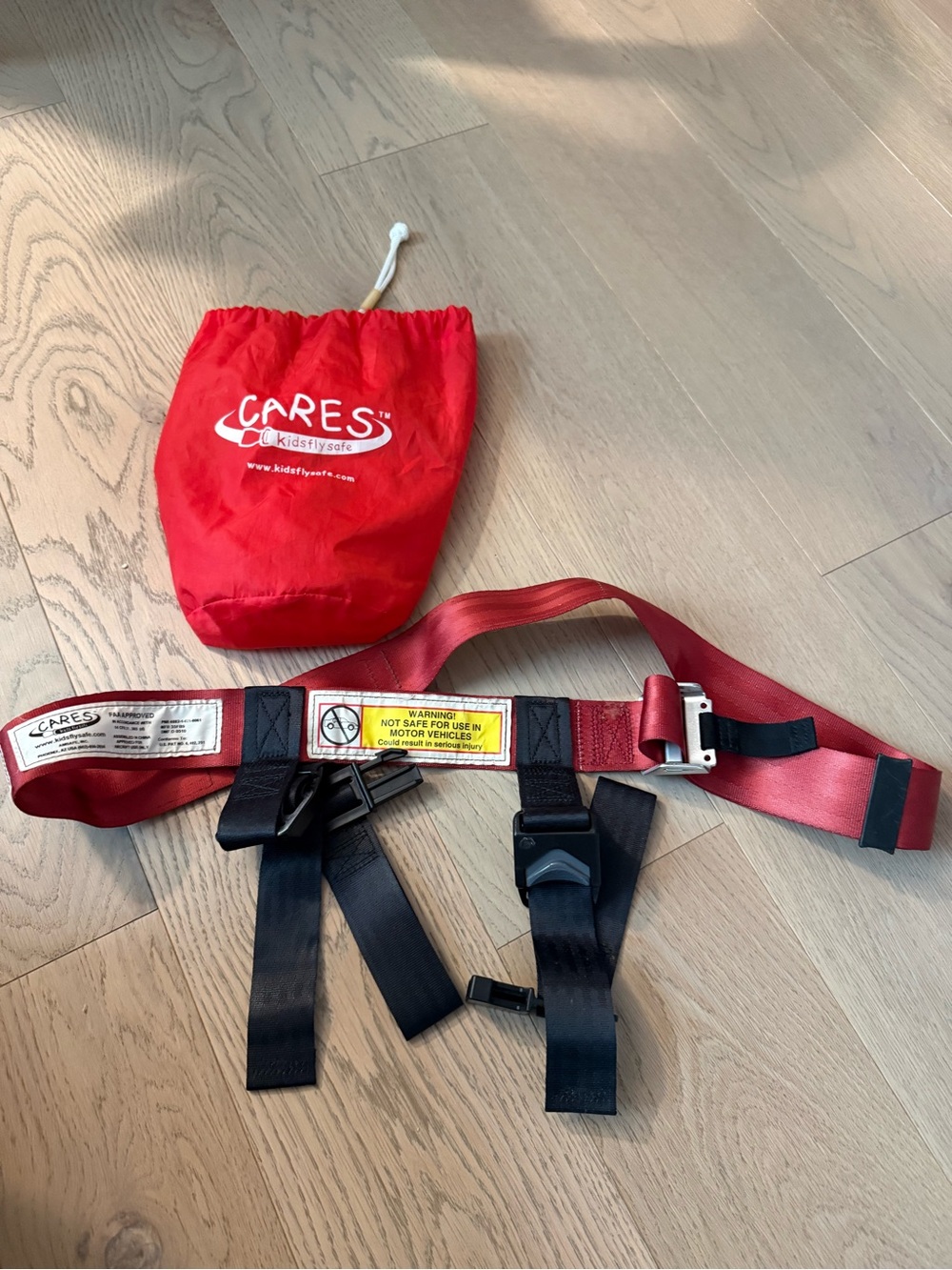 CARES KidsFlySafe Red Travel Safety Harness